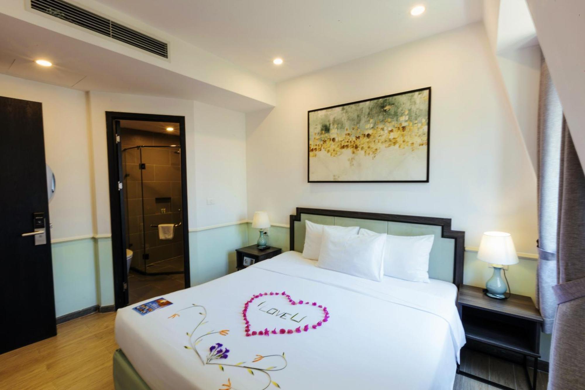Paralia Khem 4*
