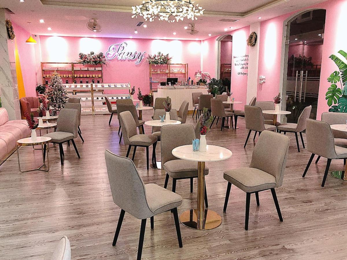 Khách sạn Paralia Khem 4*
